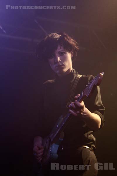 SAVAGES - 2012-11-09 - PARIS - La Boule Noire - Gemma Thompson